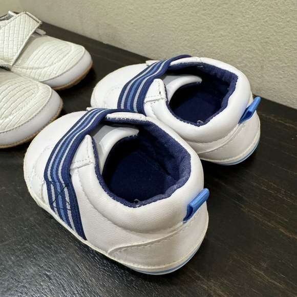 Baby boy’s set of two pairs of shoes 6-12 M - Picture 8 of 10